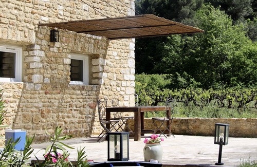 Menerbes Cottage | Charming cottage in stone farmhouse in the heart of the vineyards in the Luberon