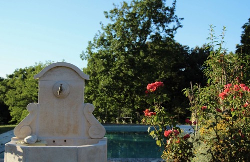Menerbes Cottage | Charming cottage in stone farmhouse in the heart of the vineyards in the Luberon