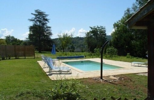 Thonac Cottage | Charming cottage in the heart of the black perigord with swimming pool