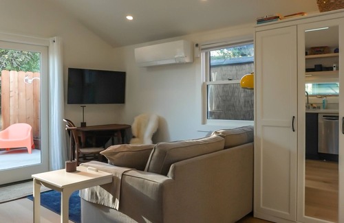 El Cerrito Cottage | Charming cottage in welcoming El Cerrito with luxury touches and great location!