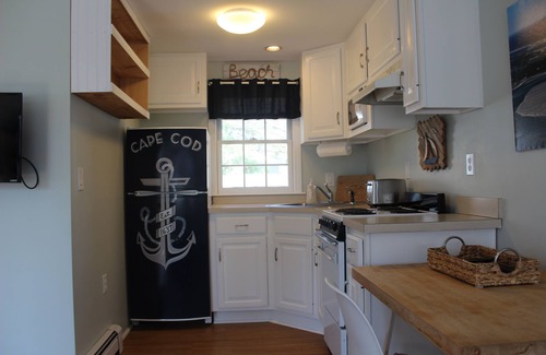 Bass River House | Charming cottage just a short walk to the beach!