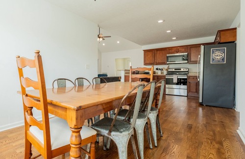Culleoka Cottage | Charming Cottage located 15 minutes from Columbia, TN