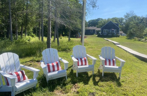 Elk Rapids House | Charming Cottage on Elk River in Elk Rapids – Your Summer Getaway Awaits!