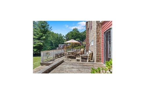 Holtwood Cottage | Charming cottage overlooking pond and meadows
