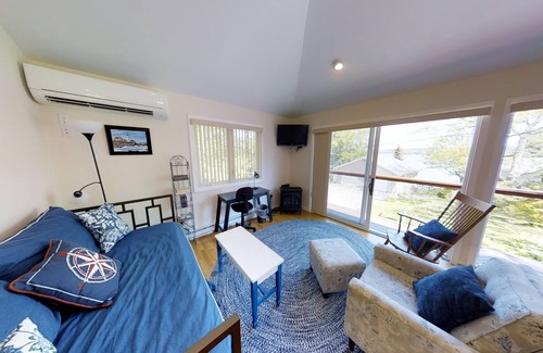 Sebascodegan Island Cottage | Charming cottage perfect for two, with views of Quahog Bay!