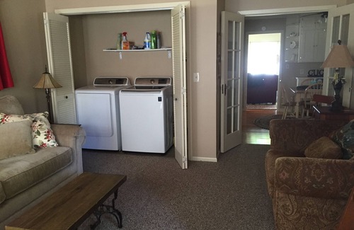 Nisswa Cottage | Charming Cottage, Sleeps 6+, Family Friendly, 550 Acre Lake, 2.5 Hrs N of cities