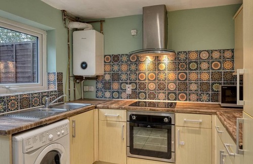 Trafford House | Charming Cottage,Trafford Retreat, Pets welcome