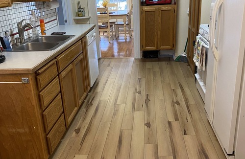 Fort Grounds House | Charming Cottage by the Lake - Family & Pet Friendly - Fort Grounds Neighborhood