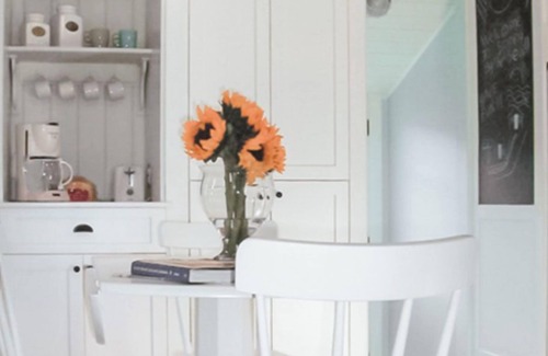 Barnstable Cottage | Charming Cottage, Walk to Beach, Whale Watch, Harbor & Village