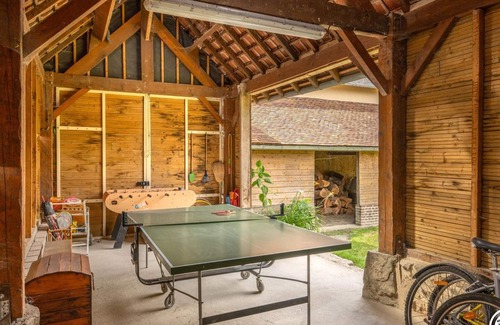 Martincourt Cottage | Charming Cottage with Garden, Fireplace, and Modern Amenities in Scenic Village Near Beauvais