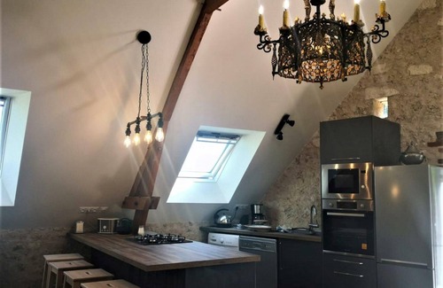 Tauxigny Cottage | Charming Cottage with Private Garden, 3 Bedrooms, Near Loire Castles, Pets Welcome