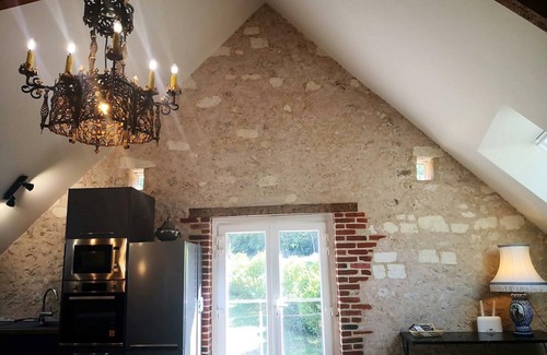Tauxigny Cottage | Charming Cottage with Private Garden, 3 Bedrooms, Near Loire Castles, Pets Welcome