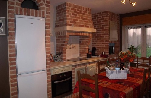 Bailleul Cottage | Charming Cottage with Terrace, BBQ, & Playground, near Lille & Belgian Border