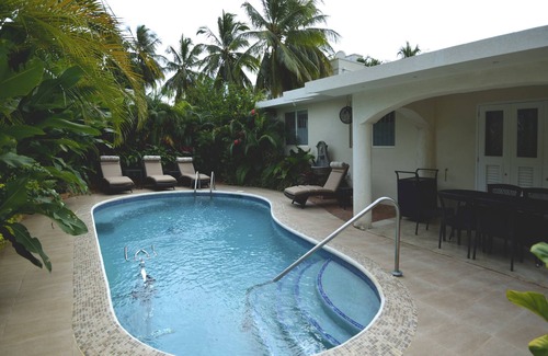 Mullins Cottage | Charming Cottage with Private Pool, elegant Spa and outdoor Kitchenette