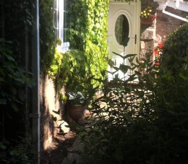 Chepstow House | Charming cottage within farmhouse