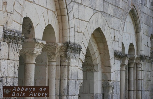 Luze House | Charming cottages on historical site 12th century