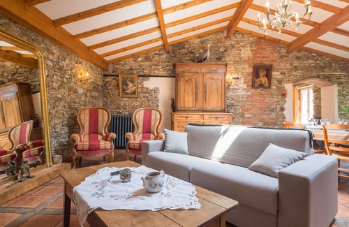 La Haie-Fouassiere Cottage | Charming Countryside Home with Garden near Nantes and Clisson