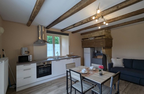Han-les-Juvigny Cottage | Charming country house with terrace and garden - 2 renovated apartments