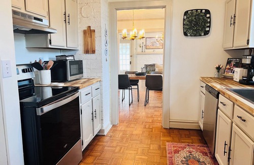 Ironton House | Charming Country Bungalow - perfect for families