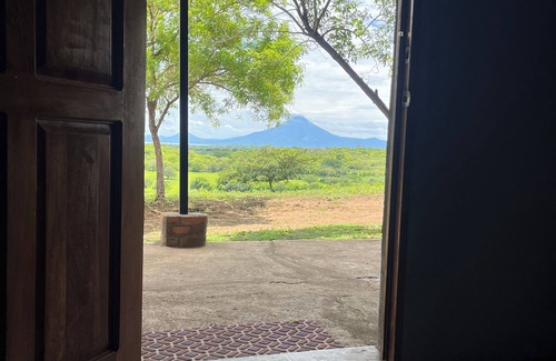 Nagarote Cottage | Charming country casita near Nagarote with amazing views of Momotombo