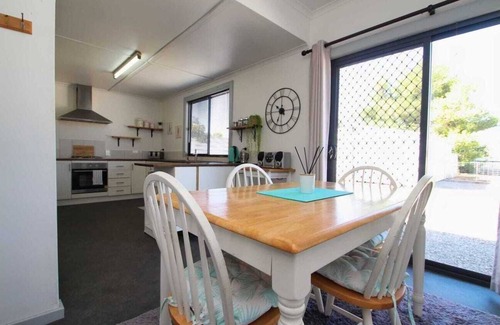 Andrews Cottage | Charming Country Cottage Getaway – Spalding, SAnShort drive to Clare.
