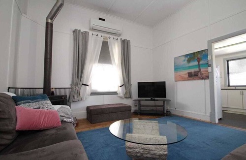 Andrews Cottage | Charming Country Cottage Getaway – Spalding, SAnShort drive to Clare.