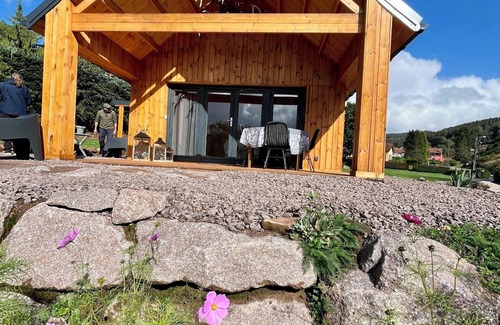 Saint-Stail Ski Chalet | Charming country cottage