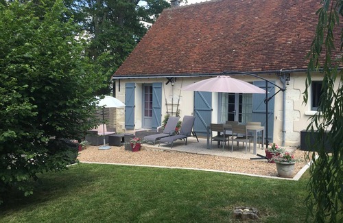 Pouille Cottage | Charming Country Cottage Near Loire Castles, Zoo, and Vineyards with Garden and Terrace