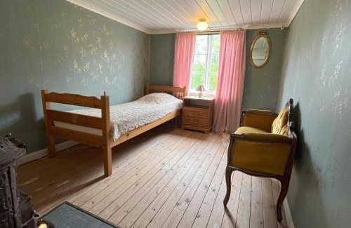 Saffle House | Charming Country Cottage