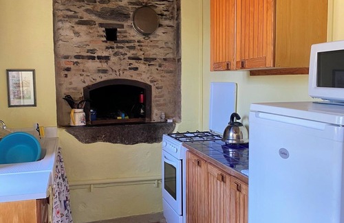 Breuil-Barret Cottage | Charming Country Cottage with garden - Breuil Barret