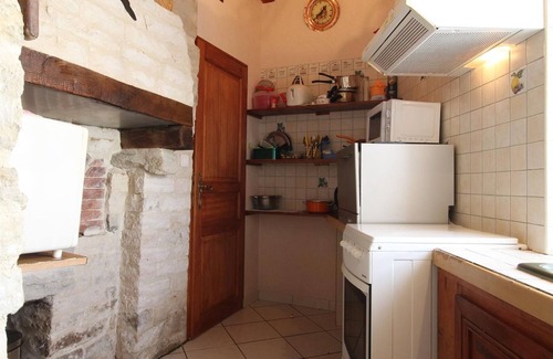 La Roche-Morey Cottage | Charming Country Cottage with Garden in Haute-Saône