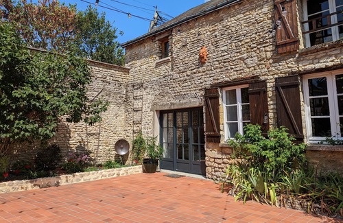 Dadonville House | Charming country house. Swimming pool and private tennis court. 1h30 from Paris