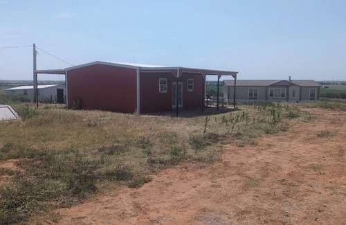 Roger Mills County House | Charming Country house in delightful Hammon with AC