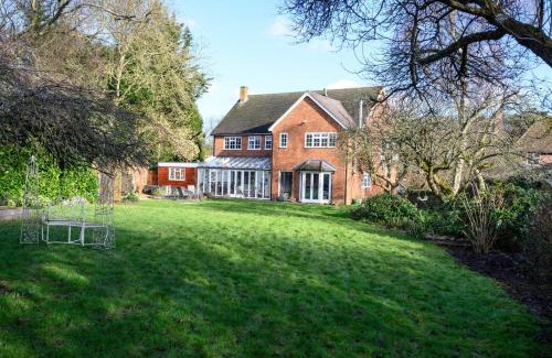 Middle Assendon House | Charming Country House near Henley-on-Thames