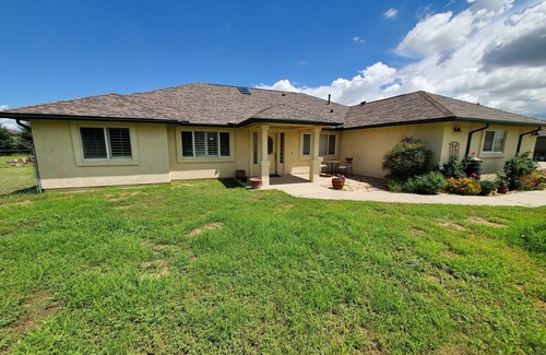 Chino Valley House | Charming Country Retreat Near Windmill House, Gunsite & Downtown Prescott.