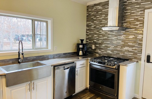 Galloway House | Charming Country Retreat Near Top Attractions golf beaches shops hike boat