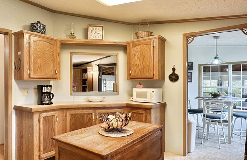 Central Bridge House | Charming Country Cottage