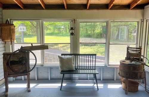 Central Bridge House | Charming Country Cottage