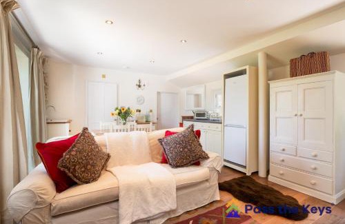 Watlington House | Charming Countryside Annexe near Oxford Perfect Getaway with Scenic Views