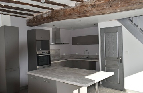 Avesse Cottage | Charming Countryside Farmhouse with Garden, Terrace & Spacious Rooms