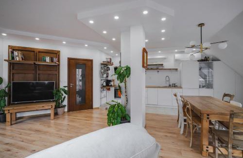 Mladost Apartment | Charming & Cozy 2BD Apartment with Natural Light by Flat Mаnager