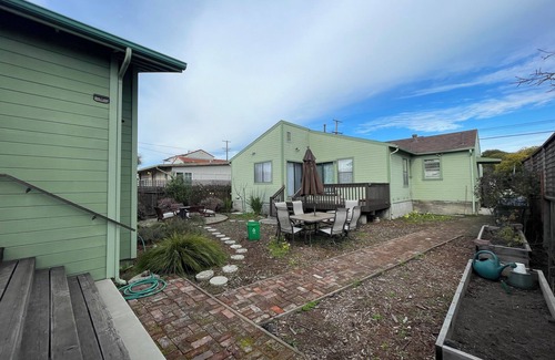 North and East Apartment | Charming & Cozy ADU Oasis with Modern Comforts & Outdoor Charm