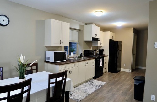 Walnut Grove House | Charming & Cozy Retreat in Walnut Grove – Your Perfect Home Away from Home!