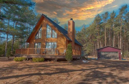 Mancelona House | Charming & Cozy Chalet; Minutes to Shanty Creek!