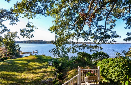 Millers Tavern Cottage | Charming Cozy Cottage on the Rappahannock w/ private pier & expansive views!