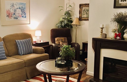 Indian River Estates Cottage | Charming Cozy Cottage Near Downtown