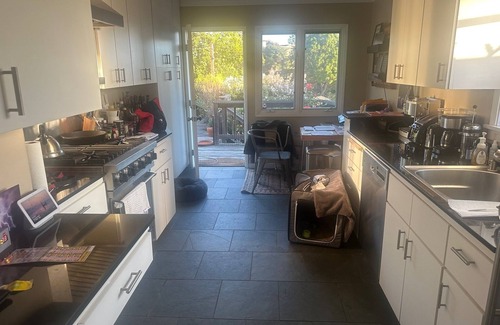 Rockridge House | Charming/Cozy, Full Furnished, Upper Rockridge Home, Bay views - Summer 2024