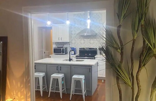 College Park House | Charming Cozy Stay on Cambridge