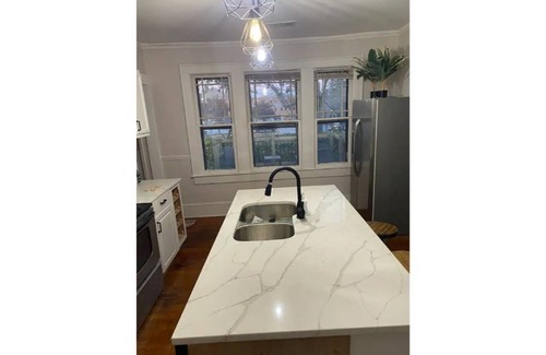 College Park House | Charming Cozy Stay on Cambridge