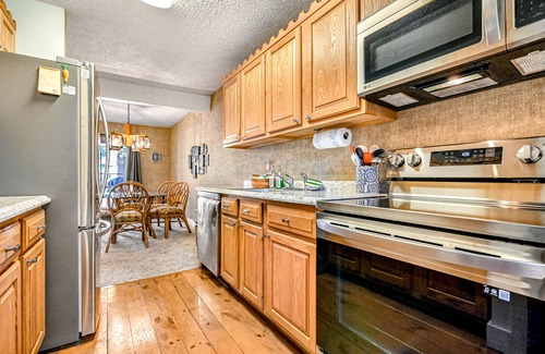 White Haven House | Charming, cozy, waterfront townhome with fireplace, near skiing/hiking